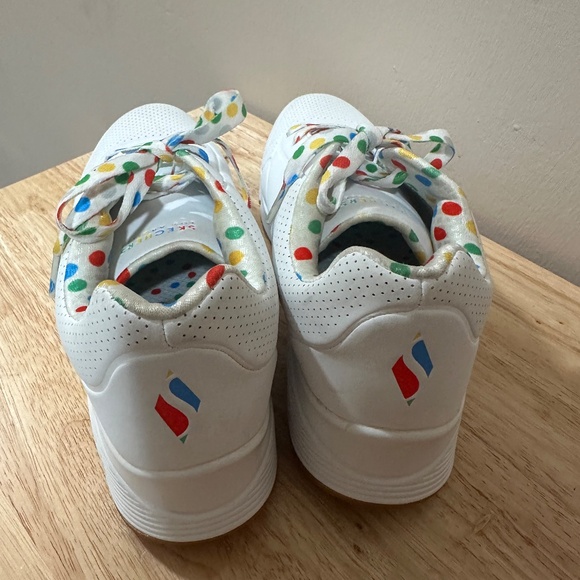 Skechers Uno Sneakers - Picture 4 of 5